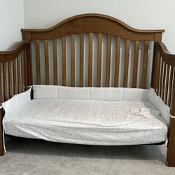 Wooden Crib/toddler Bed