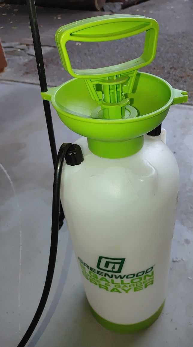 1 Or 2 Greenwood 2 Gallon Home & Garden Sprayer