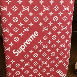 Supreme Box 