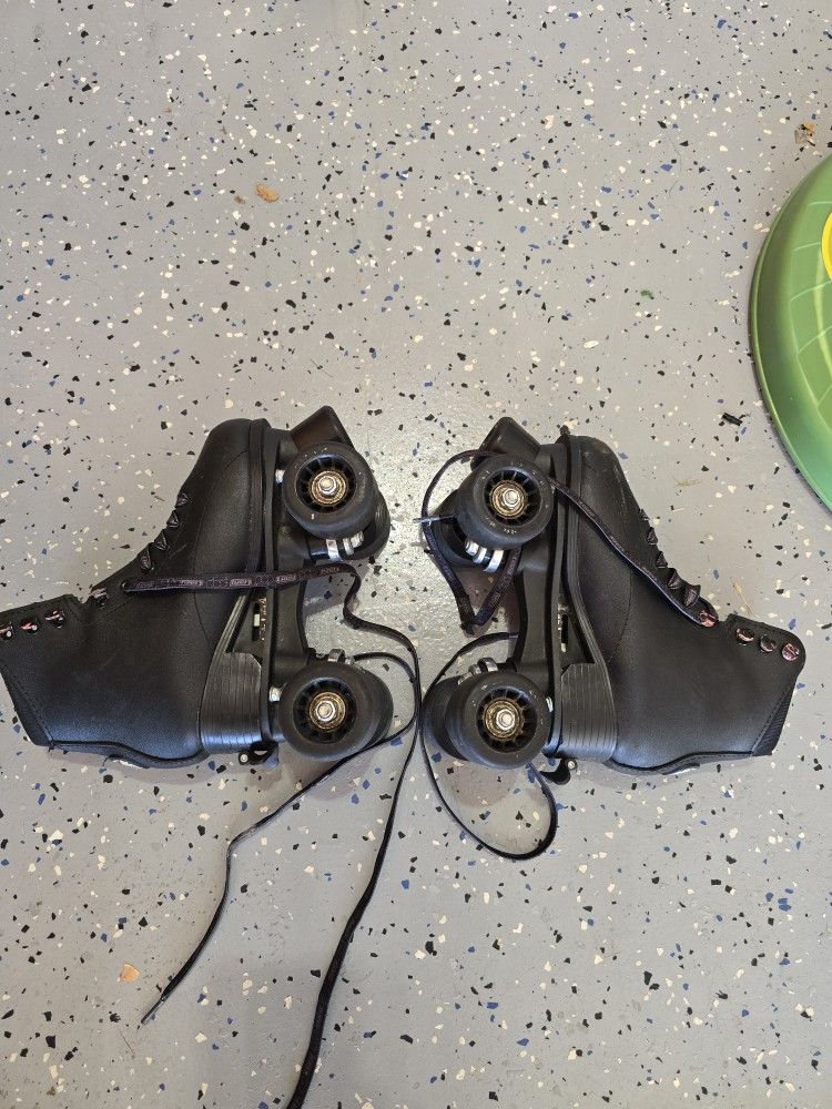 Skates