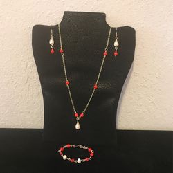 necklace bracelet and earrings set