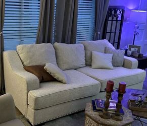 Modern L-Shaped Chaise Sofa with Nailhead Trim