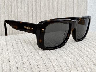 Burberry Sunglasses Jarvis BE4376 dark Havana - $60
