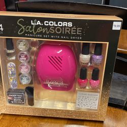 L.A Girl Salon Soirée Manicure Set