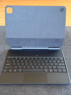 Magnetic Bluetooth iPad Keyboard Case for iPad Air 13 Inch M3 2025/M4 2024