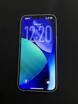 iPhone 16e