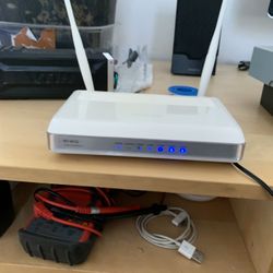ASUS RT-N12 N300 Ruter 