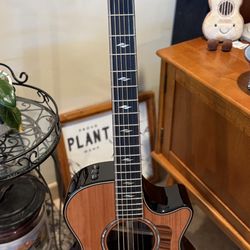 Unplayed/New : Taylor Builder's Edition 50th Anniversary 812ce LTD