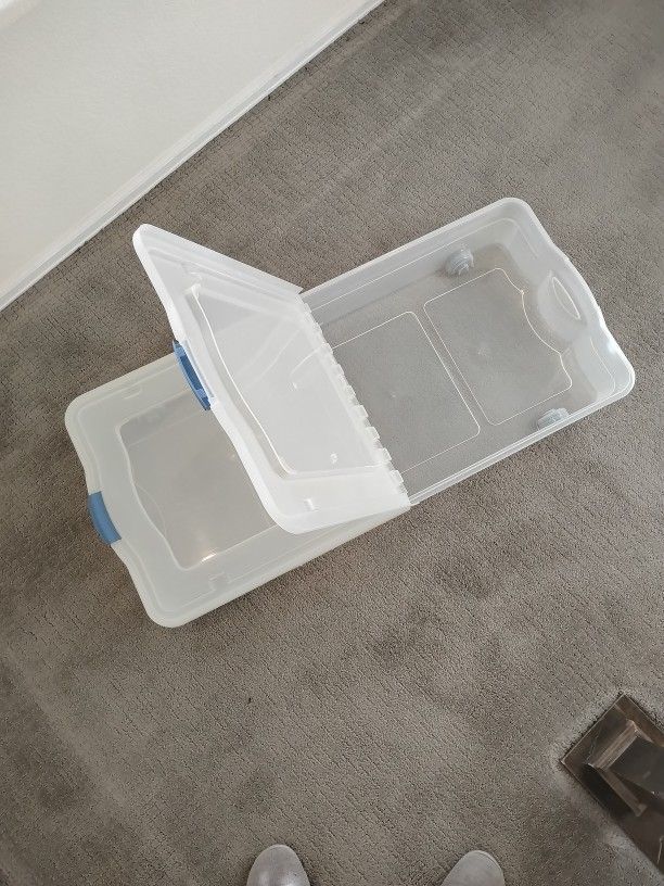 Under Bed Storage With Wheels And Latches