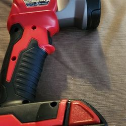 Milwaukee Fuel M18 LED Flashlight 