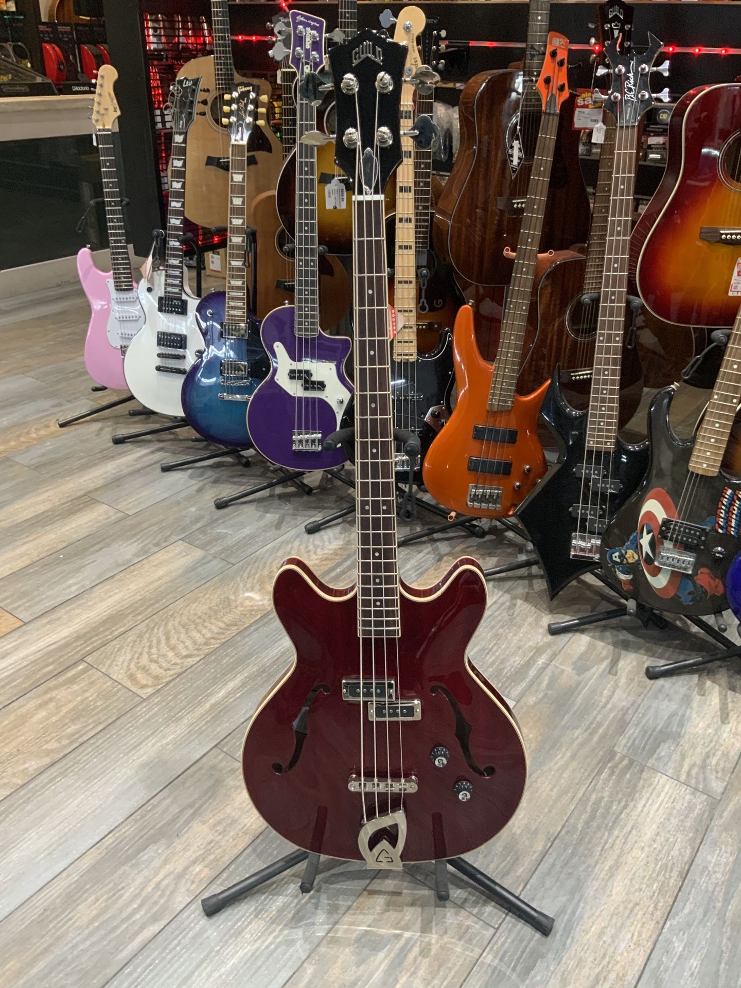 Guild Starfire I Bass (Multiple Colors)
