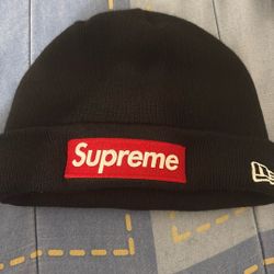 Supreme New Era Beanie