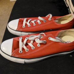 Red Converse 8