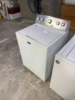 Maytag Washer, washing machine, Clean, tested and ready to go. You may test at my location.
60 day warranty on all appliances. (If it stops working b