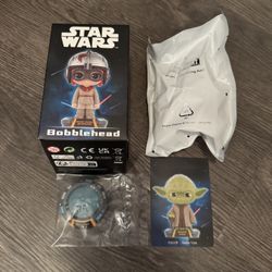 Star Wars Pop Mart Yoda Bobblehead
