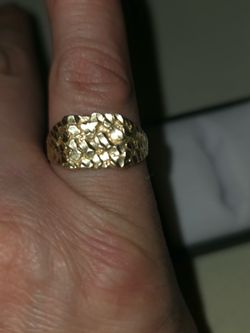 10kt gold nugget ring
