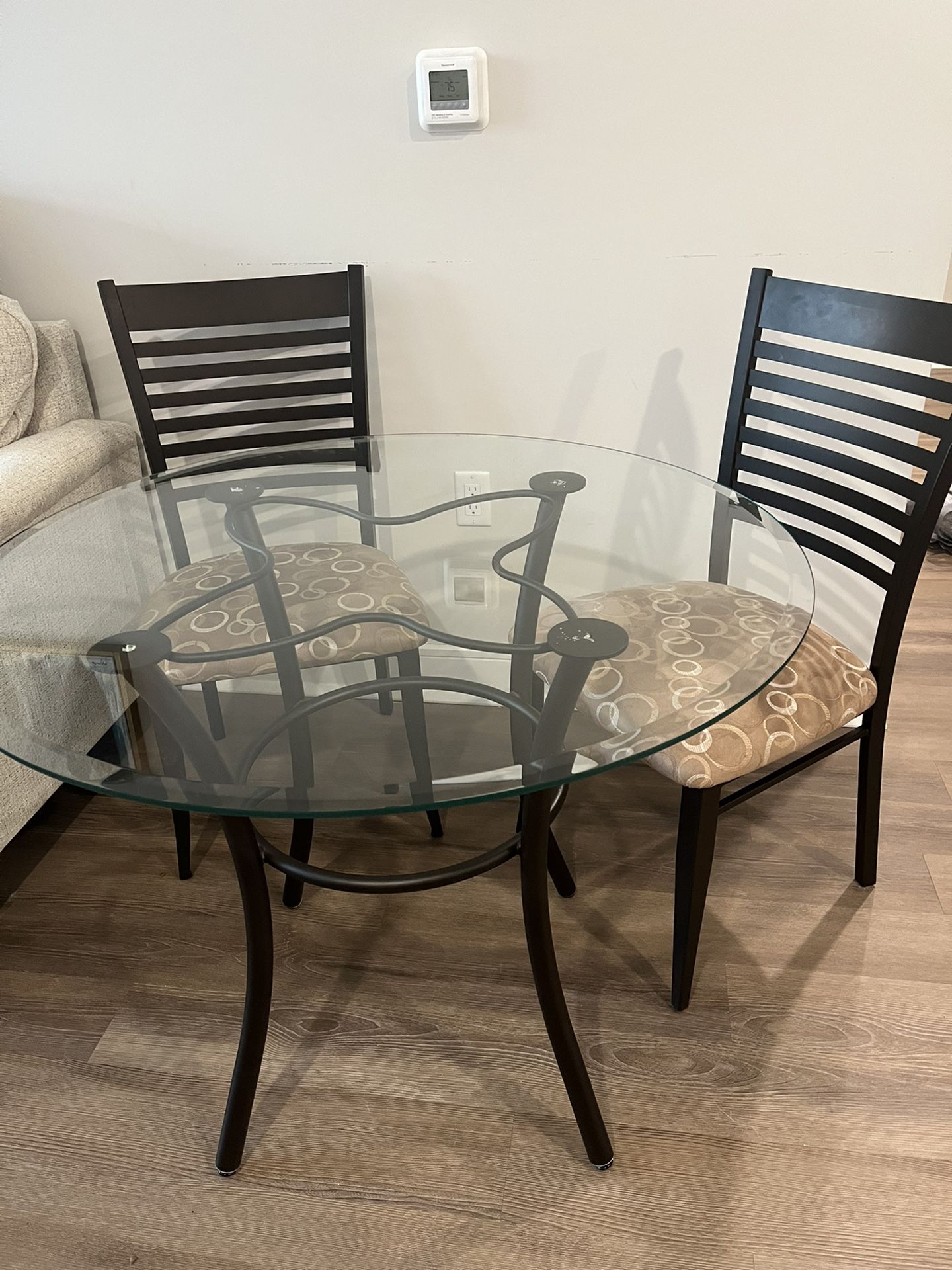 Bistro table and Chairs
