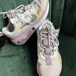 NIKE AIR MAX SIZE 7.5