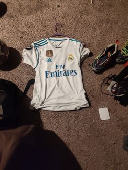 Real Madrid Jersey Size Medium
