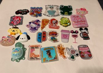 25 pieces glitter acrylics and charms Bag # 6