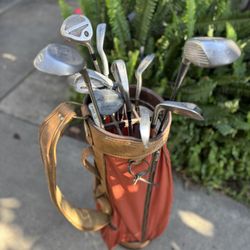 Golf Club Set Right Handed With Bag And Vintage Wooden Golf Clubs
