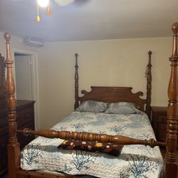 7 Piece Wood Bedroom Set