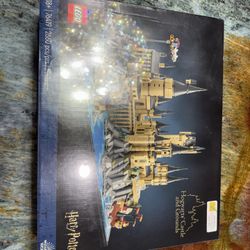 LEGO Harry Potter: Hogwarts Castle and Grounds (76419)