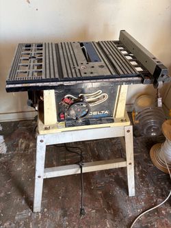 Delta ShopMaster Table Saw with Stand