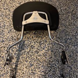 Harley Davidson Detachable Passenger Backrest for FL Touring Models (with lock)