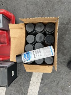 Case of 12 Quick Kote 12 oz. Aerosol
