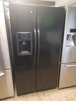 Fridge hotpoint