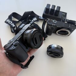 2x Sony Alpha a6400 with lens bundle
