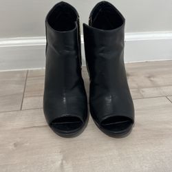 Abound Black Leather Booties 