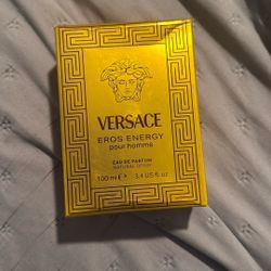 VERSACE