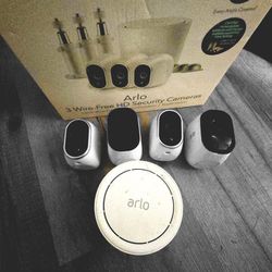 Arlo VMS3330W Security System with FOUR HD Cameras - White