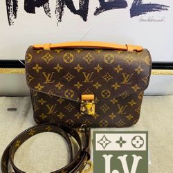 Authentic Louis Vuitton  Pochette Métis