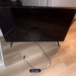 43in TCL Roku TV