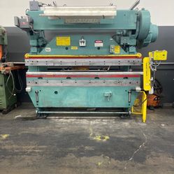 WYSONG 6' 55 TON Press Brake w/Dies, Die Holder, Backgauge and Light Curtains