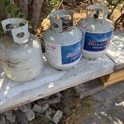 Propane Tanks 40 Each (they Are Empty)