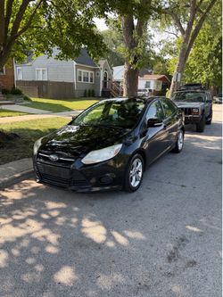 2014 Ford Focus SE..2900$