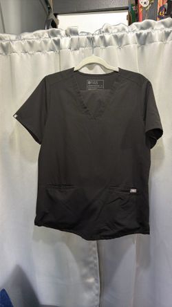 Women’s Black Figs Scrub set