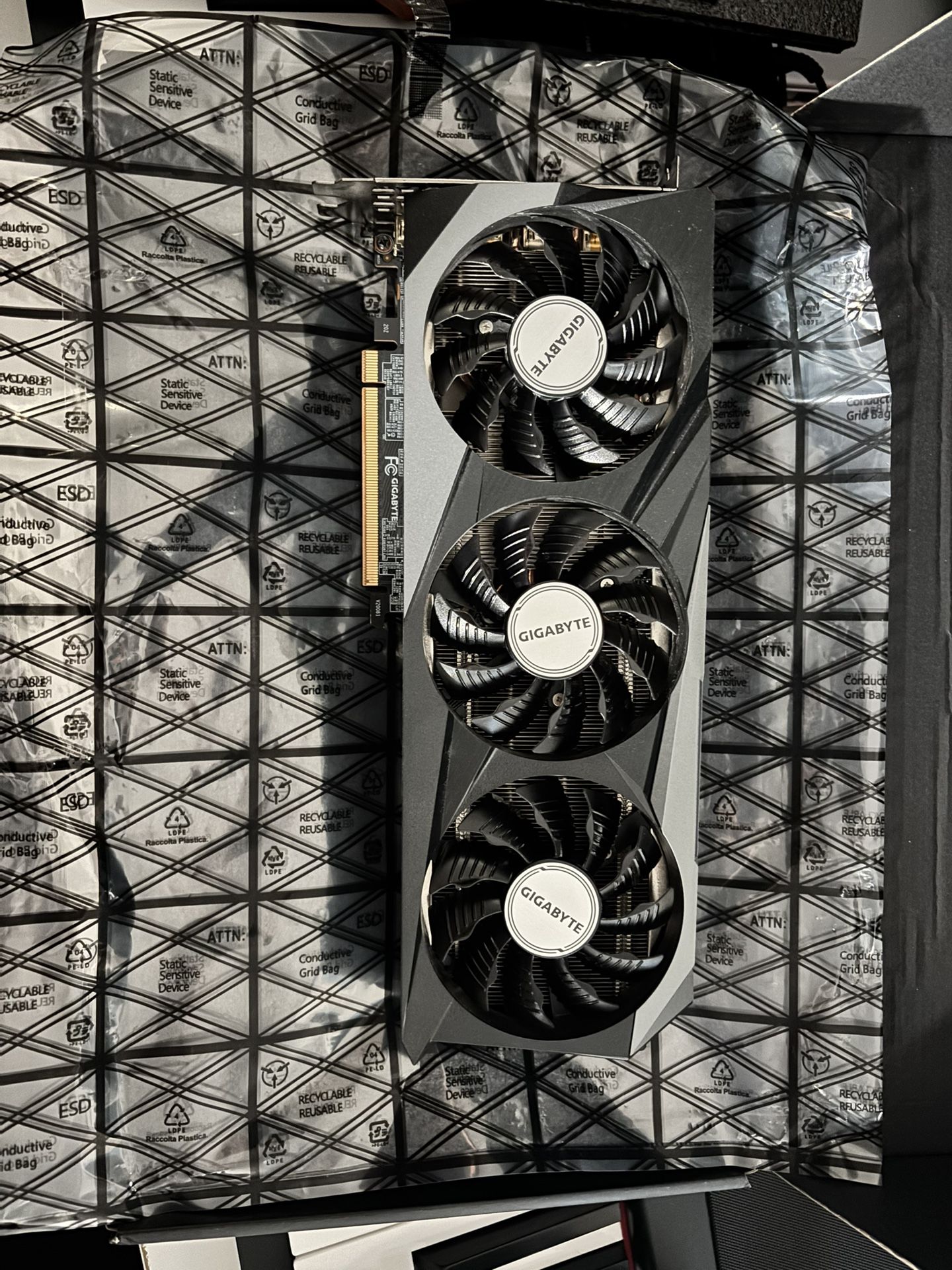 GIGABYTE GeForce RTX 3070 Gaming OC