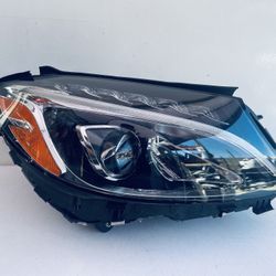2015-2018 MERCEDES BENZ C-CLASS C300  RIGHT PASSENGER SIDE HEADLIGHT LED OEM