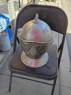Made In Hong Kong A Aluminum Ice Keeping Cold Medival Times Knight Helmet