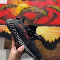 Yeezy 350 Bred 