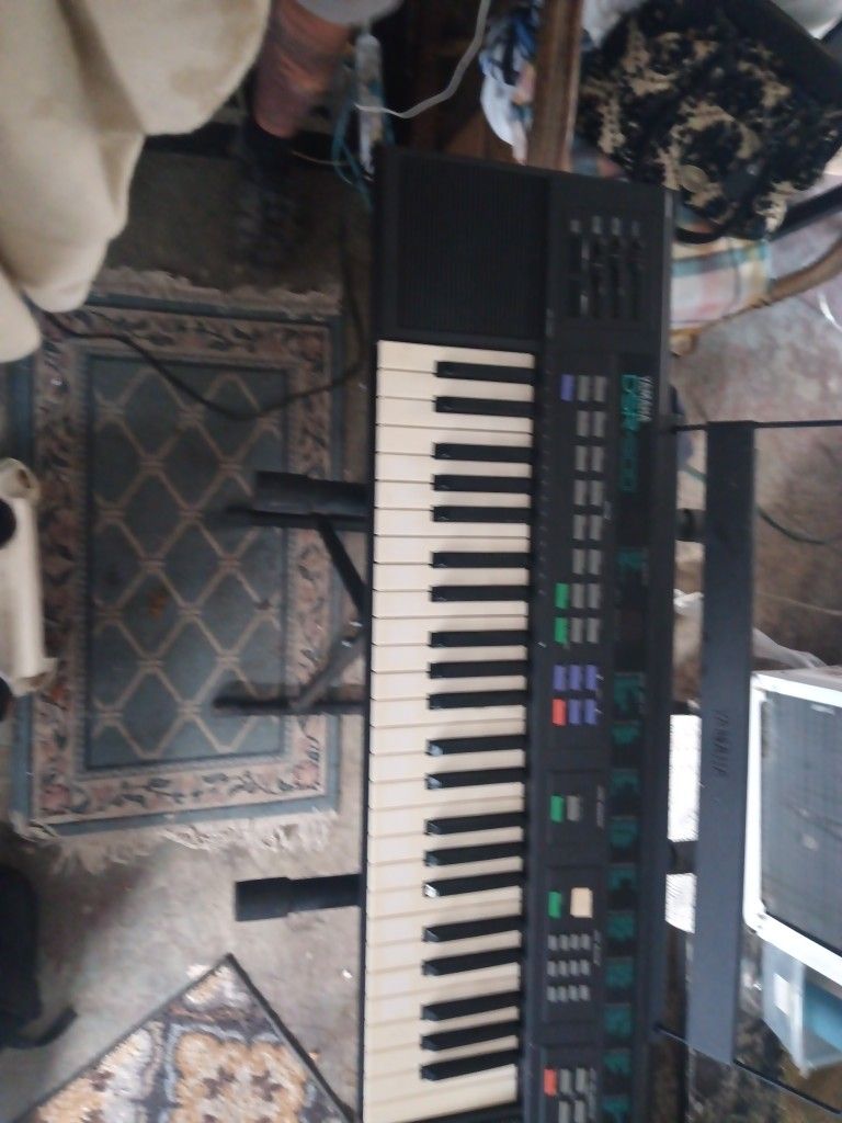 Yamaha Dsr500 Electric Keyboard