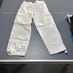 Men’s White Cargo Pants Size 28x30