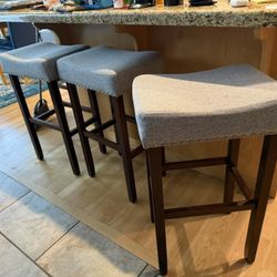 4 Bar Stools