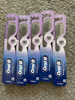 Oral B Manual Toothbrushes