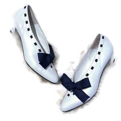 D’Rossana by Charna Vintage White Pumps